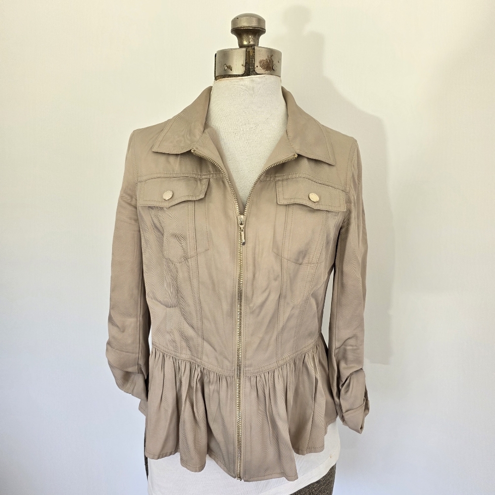 White House Black Market omen's Beige Jacket